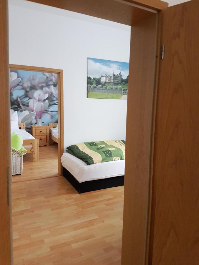 Ferienwohnung Am Viaduktweg Familie Roman Langenleuba-Niederhain 外观 照片